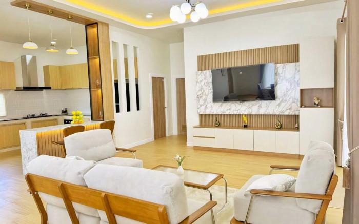 The 8 MaBella Pattaya Pool Villa