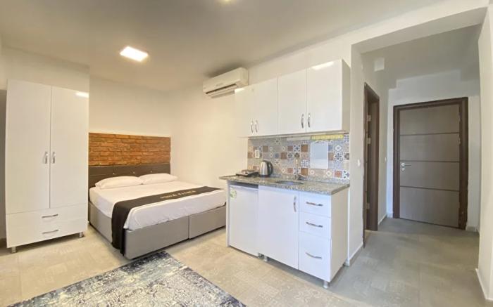 RT Suites & Hotel