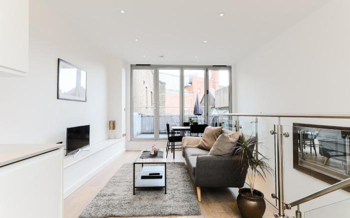 Trafalgar Square by Excel Apartments