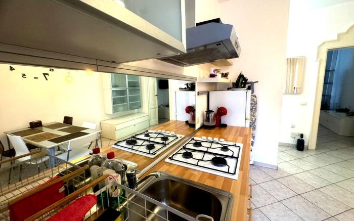 Sunny house, in the heart of Milan