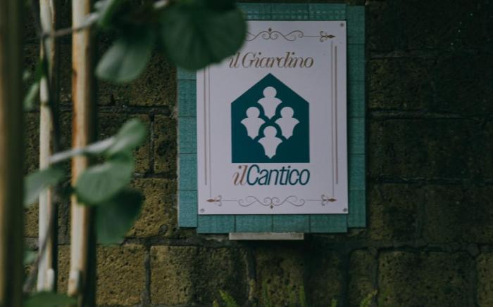 Il Cantico Home