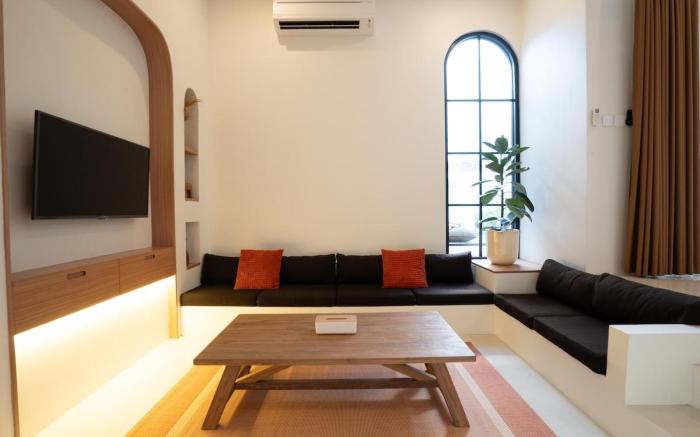 Casa Andaluz 1 | Canggu Berawa 2-BR Stable Villa