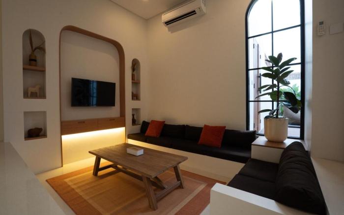 Casa Andaluz 1 | Canggu Berawa 2-BR Stable Villa