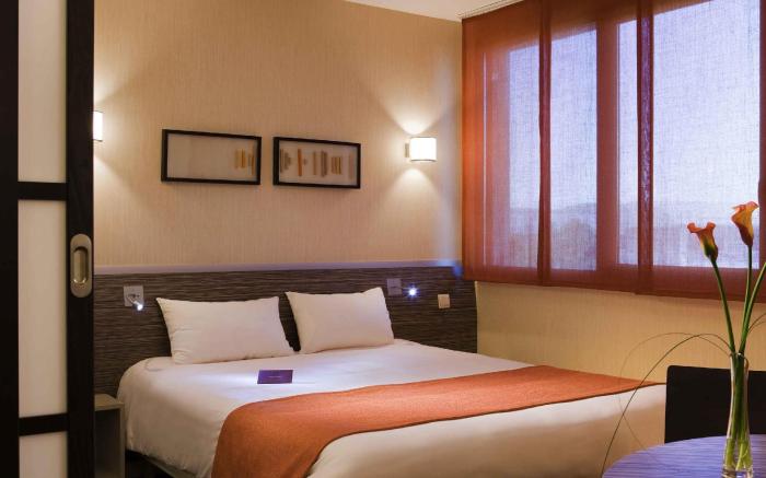Hotel Mercure Lyon L Isle D Abeau