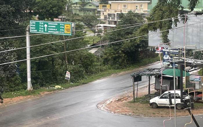 Makaru Lodge - Best lodge in koppa