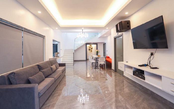 Ousa Villa by La San