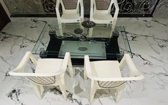 Private2BHK/wifi/kitchen/ Balcony/Smart TV/Parking