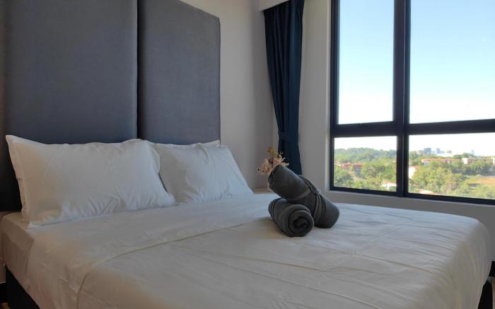 JUNE Homestay @ Vetro11 1BR 2-4Pax Sunset View