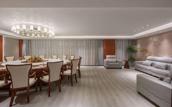 Huatian Xiangyin Hotel
