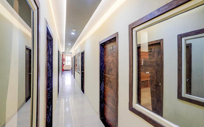 Hotel O Luxe Paradise