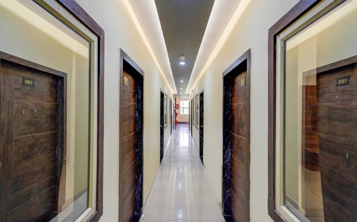 Hotel O Luxe Paradise