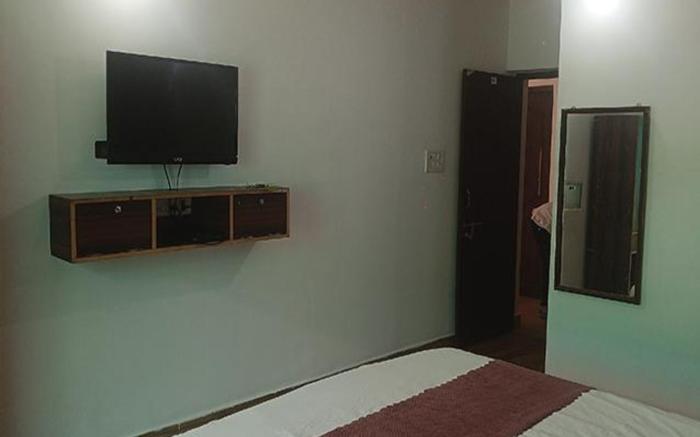 FabHotel Romeo’s 2