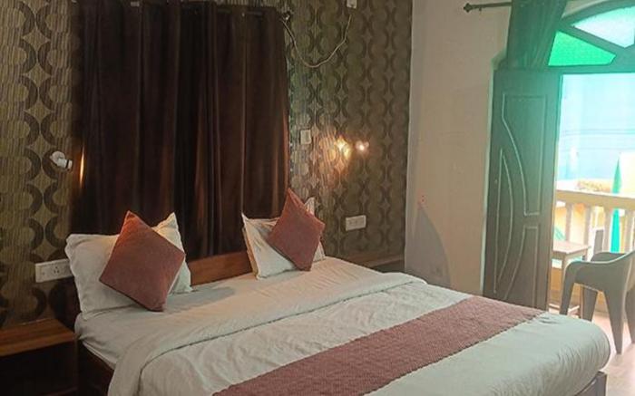 FabHotel Romeo’s 2