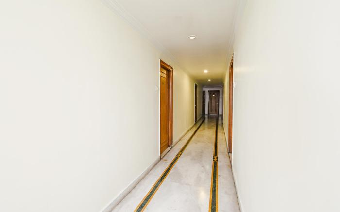 FabHotel Marjan International