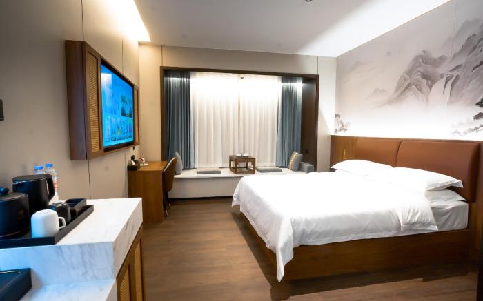 Huafeng Hotel