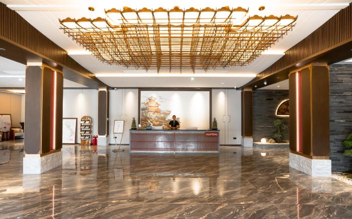 Huafeng Hotel