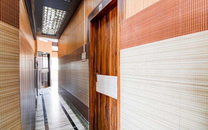 Super Collection O New Jalpaiguri Railway Station Formerly Prince Lodge