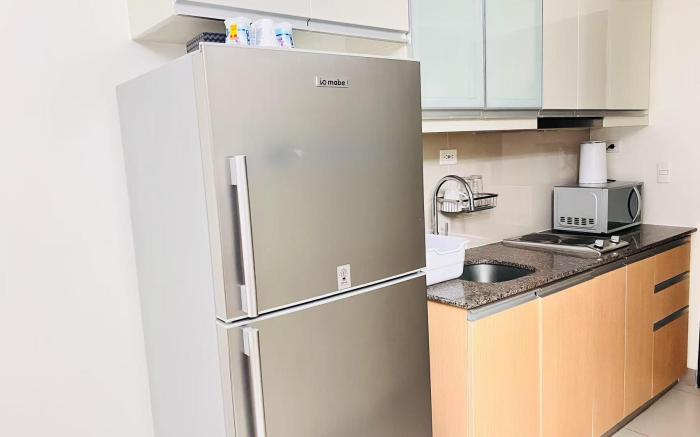 Easyworld One Uptown Residence K