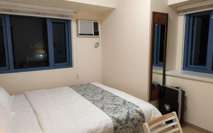 Grand Riviera .Easy World . Manila Bayview1718