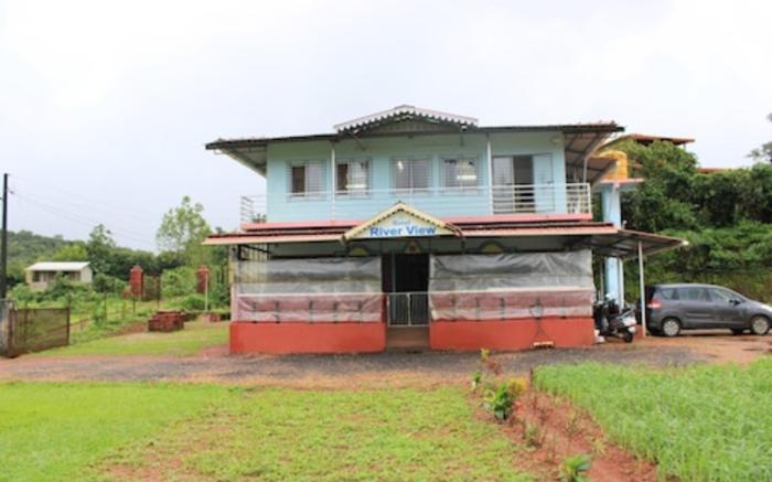 Hotel River View 10.3 km Amboli Water Fall