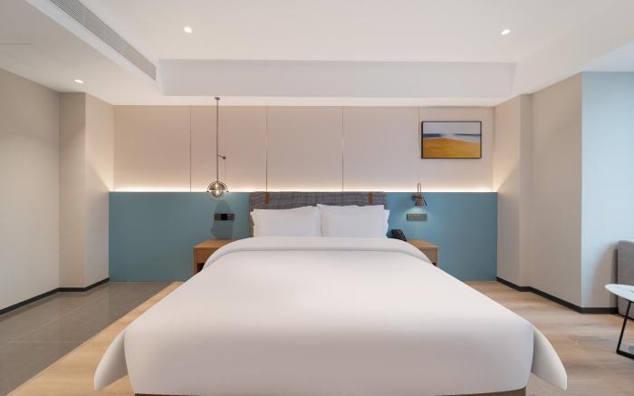 Yizhi Hotel Huayang Subway Station Exhibition Center Store