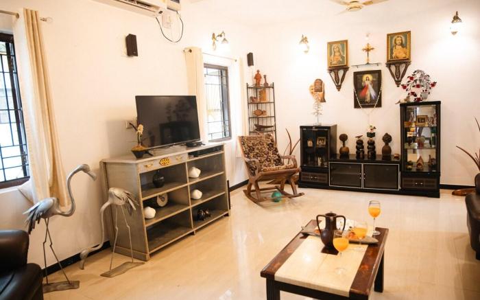 Charming 4BR Private Pool Villa, 3 min to Thalassa