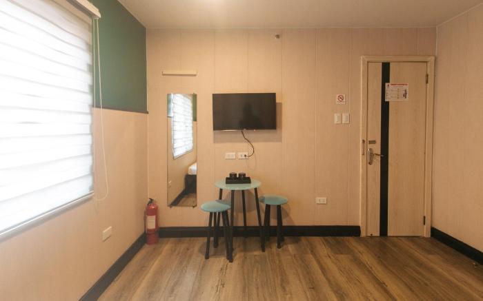 Maine Residences Leveriza by RedDoorz