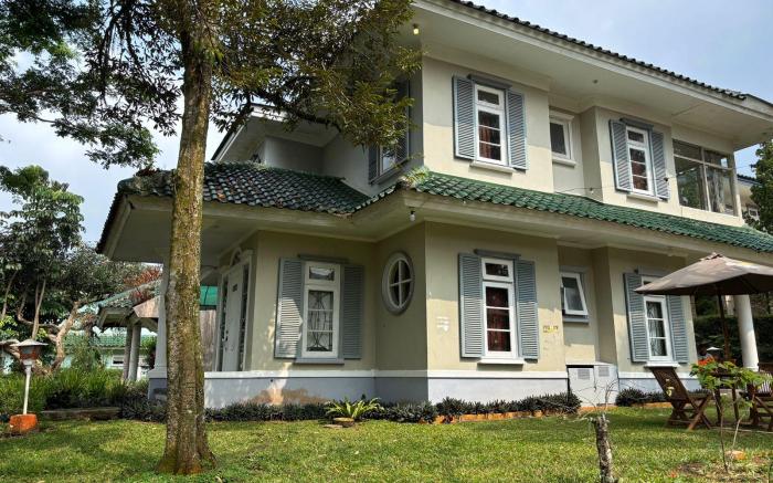 OYO 94710 Puncak Resort Guest House