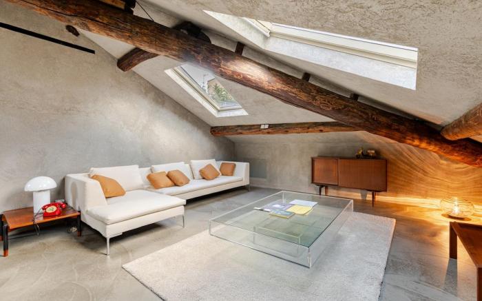 Luxury Penthouse in Como Center