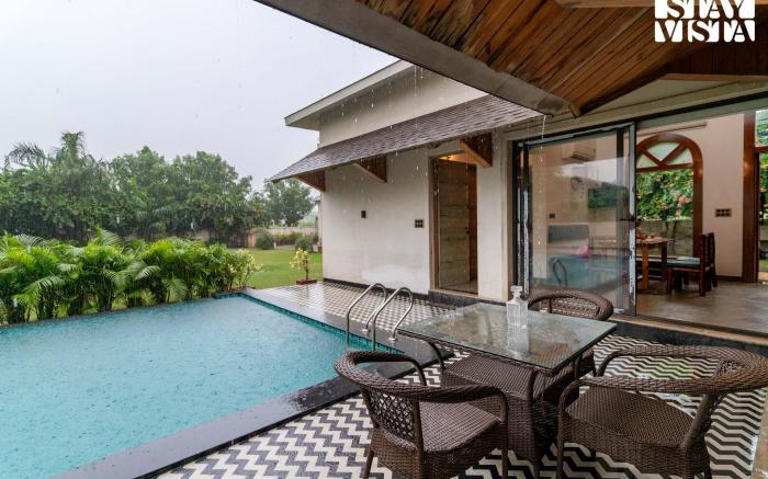 StayVista at Rustic Roots