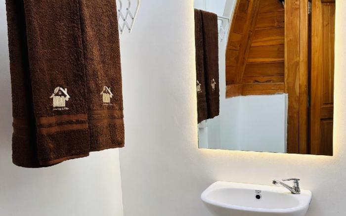 eM eR GLAMPING & VILLAS