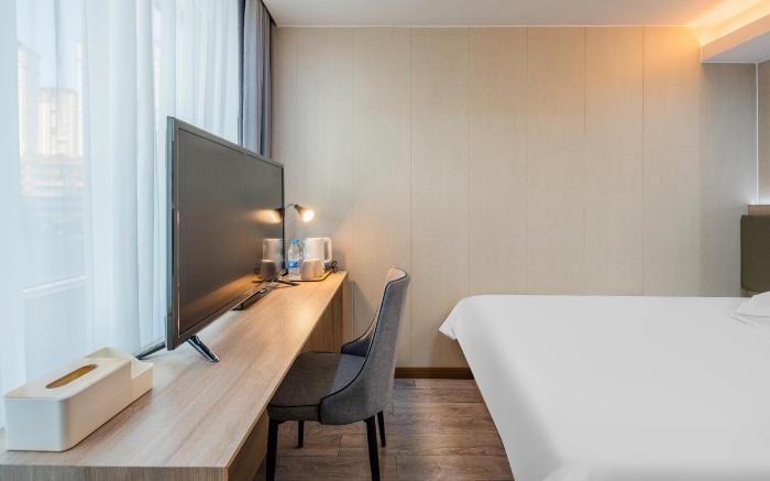 Elong ME Hotel Nanjing Longhua Road Subway Station Jiangbei Hongyue City