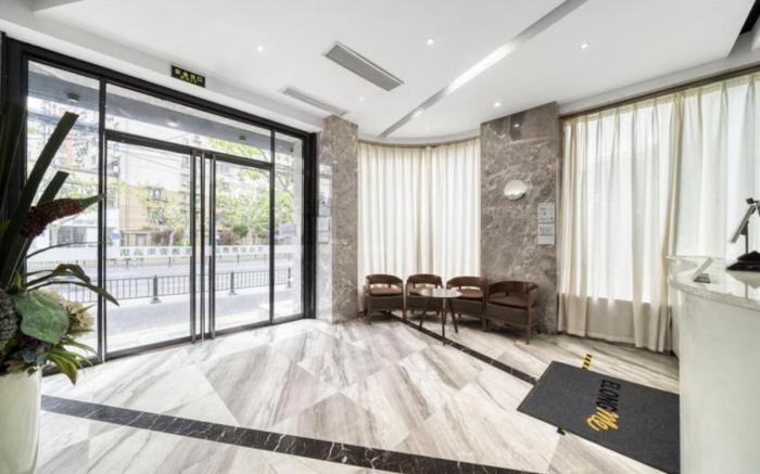 Elong ME Hotel Shanghai Zhenping Road Subway Station Guangxin Road