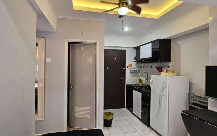 Jarrdin Apartmen 2BR poolview by NEMUI ROOM