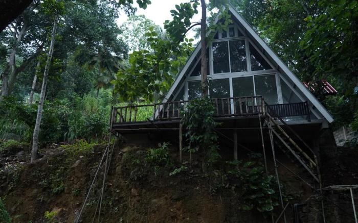 Tree Nature Resort (Samanthanna)