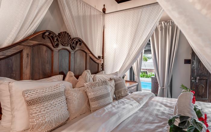 Palm Villa A private beach sanctuary