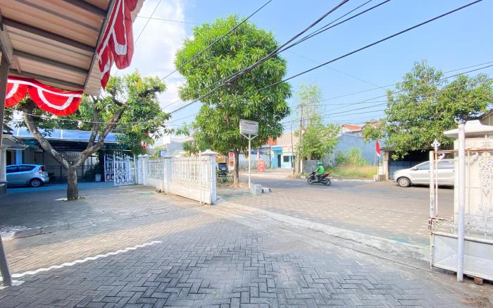 Wisma Kartini Syariah near Alun Alun Sidoarjo RedPartner