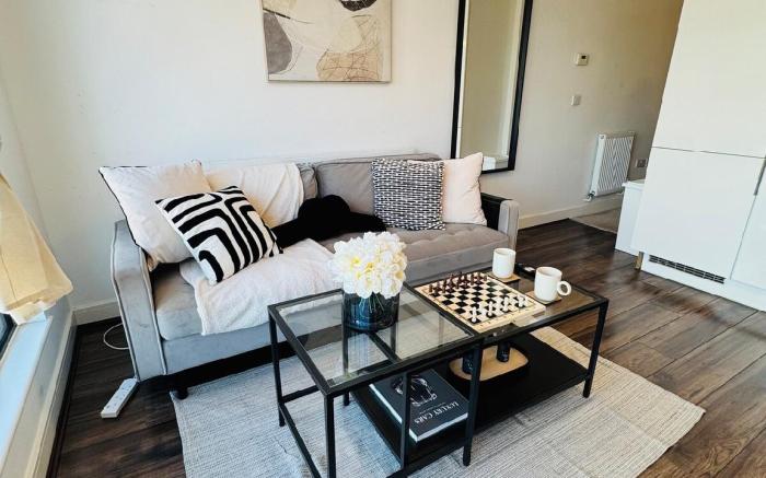 #14 Lux Cotton Loft Central Digbeth 1 bed Sleeps 3