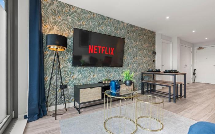 #31 Lux Apex lofts 2 bed 2 bath with Roof Terrace