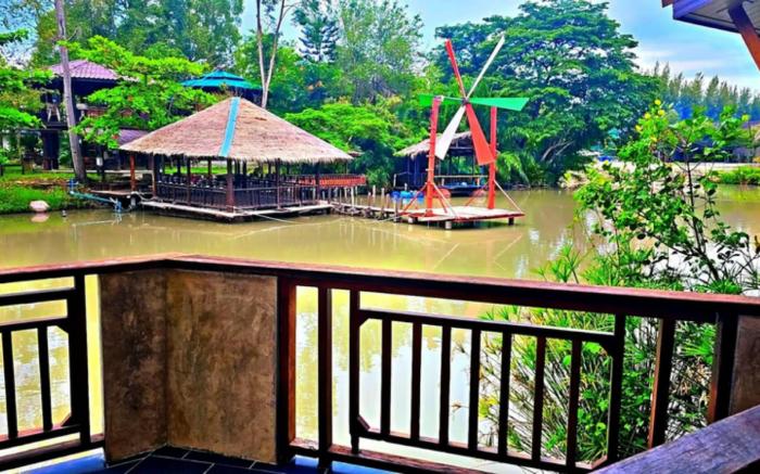 Bang Phra Resort Near Si racha