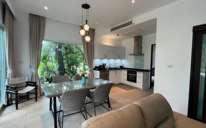 Apartment 2BR with pool access beachfront-Selina