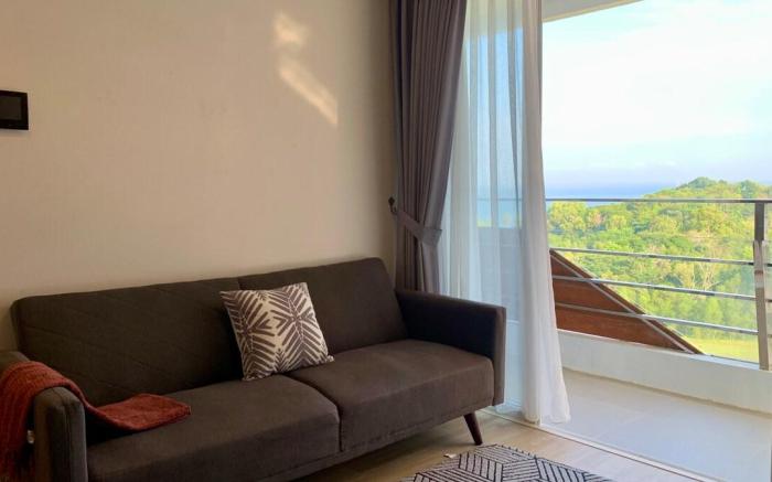 Sunset Sea View Family Room 719