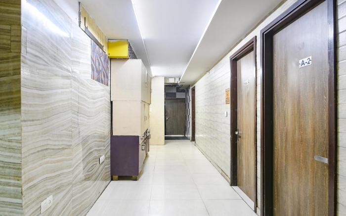 FabHotel Park View I