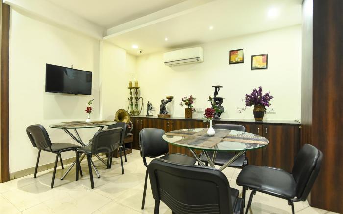 FabHotel Motisarai