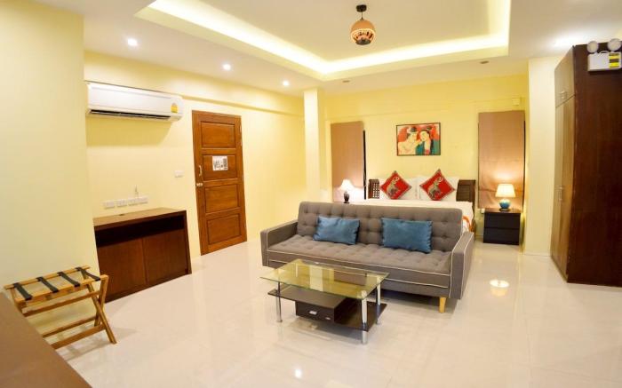 42Garden Poolside Duo – Chill Stay Near Airport