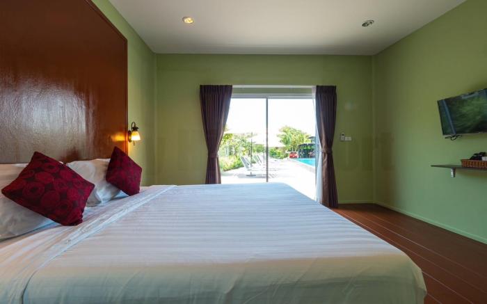 Sky Hip Resort Jomtean Pattaya