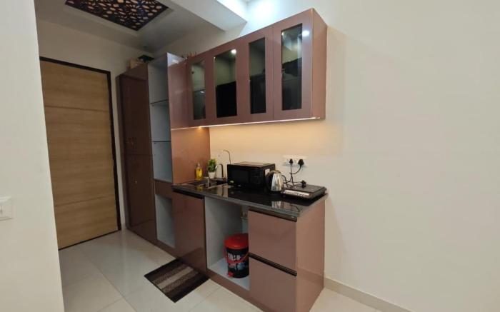 Dream Vibes Studio Superior– Gaur City Cente