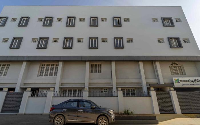 Treebo Skyry Residency