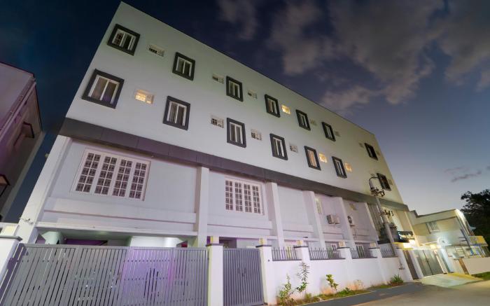 Treebo Skyry Residency