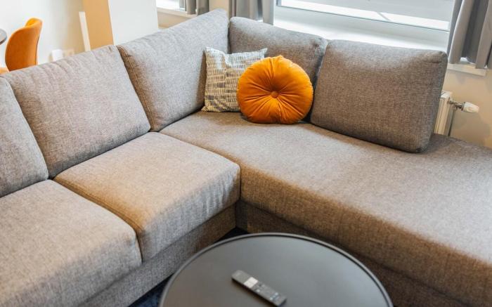 Dockside Living 2BDR Apartment - 69 SQM